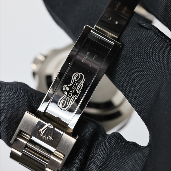 Rolex Submariner Smurf 126619LB - Picture 7 of 7